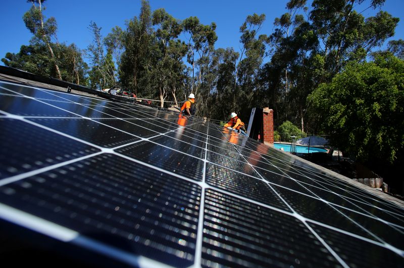 U.S. lawmakers seek repeal of Biden solar tariff waiver