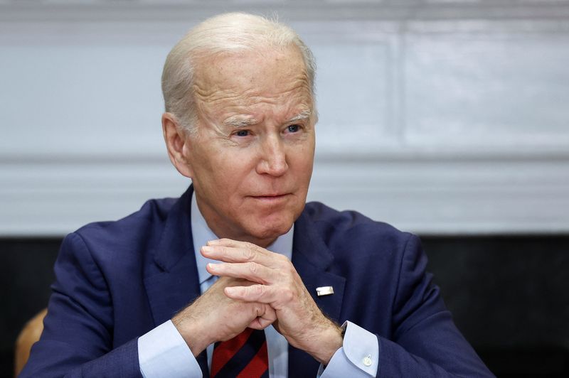 &copy; Reuters. Presidente dos EUA, Joe Biden, durante reunião com líderes parlamentares democratas na Casa Branca
24/01/2023 REUTERS/Evelyn Hockstein