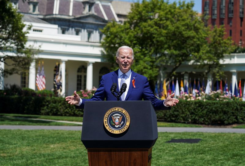 &copy; Reuters. FILE PHOTO: U.S. President Joe Biden speaks during an event to celebrate passage of the "Safer Communities Act," on the South Lawn at the White House in Washington, U.S., July 11, 2022. REUTERS/Kevin Lamarque