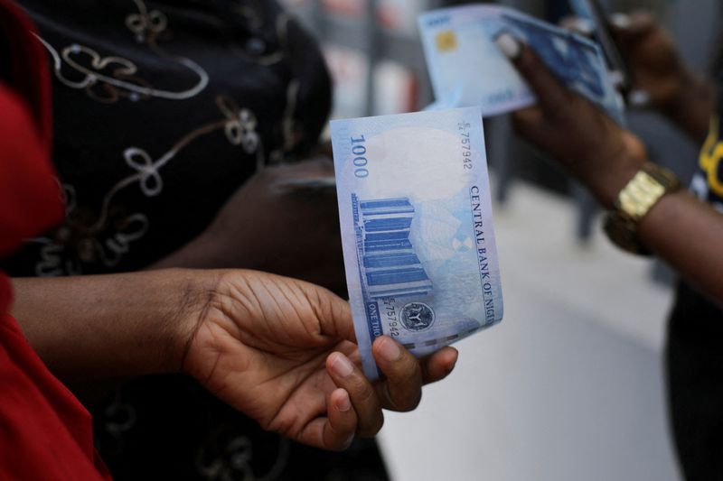 Nigeria's Atiku joins calls to extend deadline on old banknotes