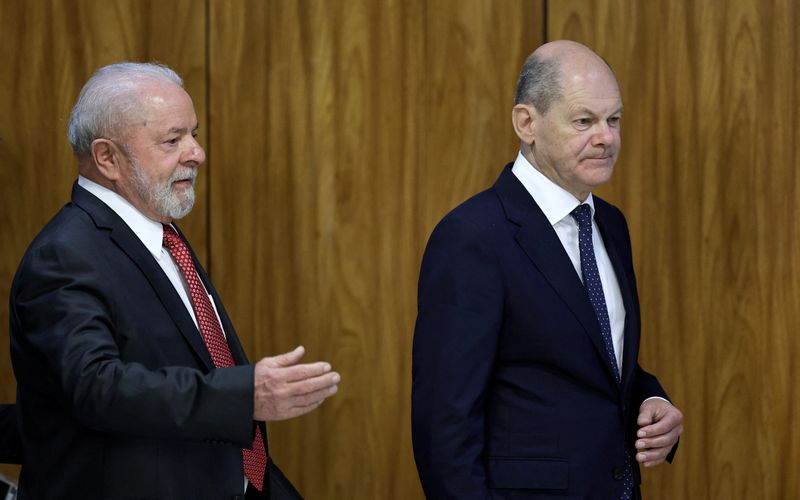 &copy; Reuters. Presidente Lula e chanceler alemão Olaf Scholz falam à imprensa no Palácio do Planalto, em Brasília
30/01/2023
REUTERS/Ueslei Marcelino