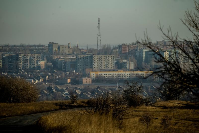 Rusia sigue adelante con su ofensiva en Donetsk mientras Ucrania pide cazas de combate