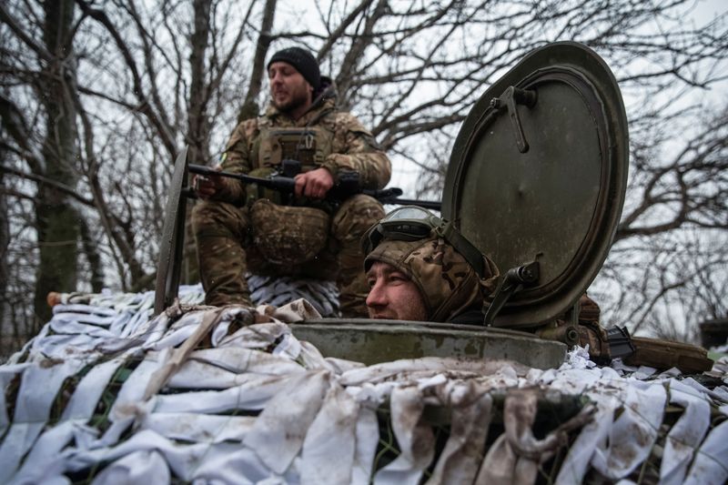 Russia advances in eastern Ukraine, strike on apartments kills civilians