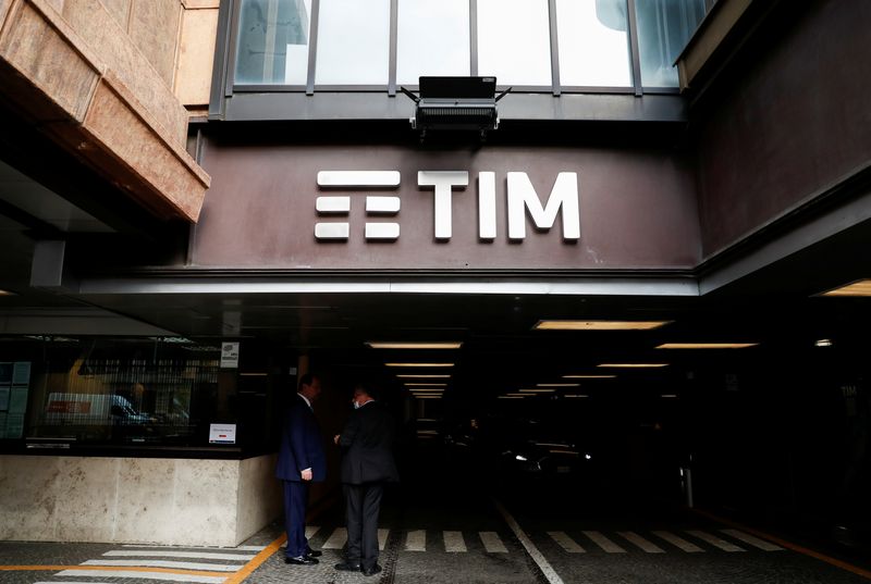 &copy; Reuters. The Tim logo is seen at its headquarters in Rome, Italy November 22, 2021. REUTERS/Yara Nardi/Files