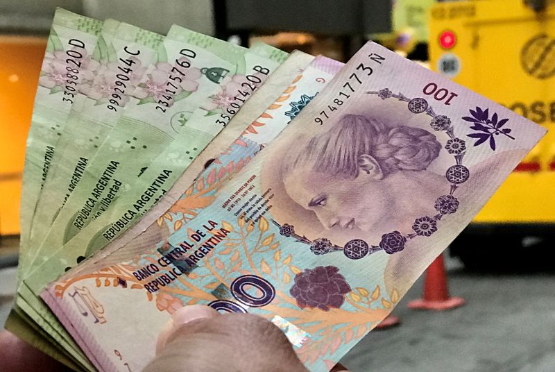 Argentina OKs new 2,000 peso bill as inflation bites, still only worth $5