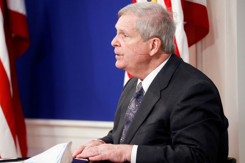 © Reuters. FILE PHOTO: U.S. Secretary of Agriculture Tom Vilsack speaks during a video conference with farmers, ranchers and meat processors held by U.S. President Joe Biden from an auditorium on the White House campus in Washington, U.S. January 3, 2022. REUTERS/Jonathan Ernst