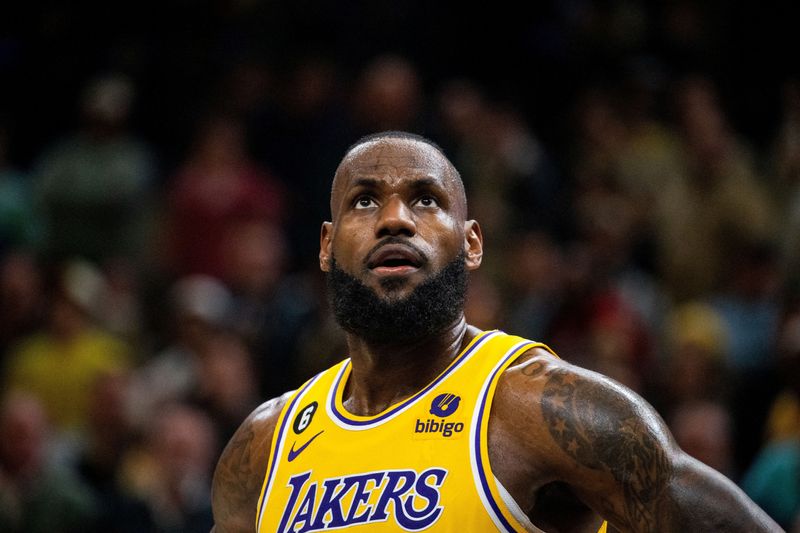 &copy; Reuters. FILE PHOTO: Feb 2, 2023; Indianapolis, Indiana, USA; Los Angeles Lakers forward LeBron James (6) in the second half against the Indiana Pacers at Gainbridge Fieldhouse. Mandatory Credit: Trevor Ruszkowski-USA TODAY Sports