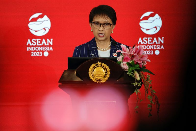 &copy; Reuters. 東南アジア諸国連合（ＡＳＥＡＮ）は４日、インドネシアのジャカルタで外相会議を開いた。写真は２月３日、ジャカルタで撮影（２０２３年　ロイター/Willy Kurniawan）