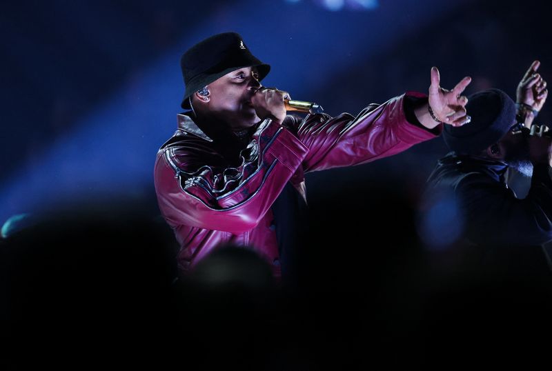 &copy; Reuters. LL Cool J se apresenrta durante cerimônia de entrega dos Grammys em Los Angeles
05/02/2023 REUTERS/Mario Anzuoni