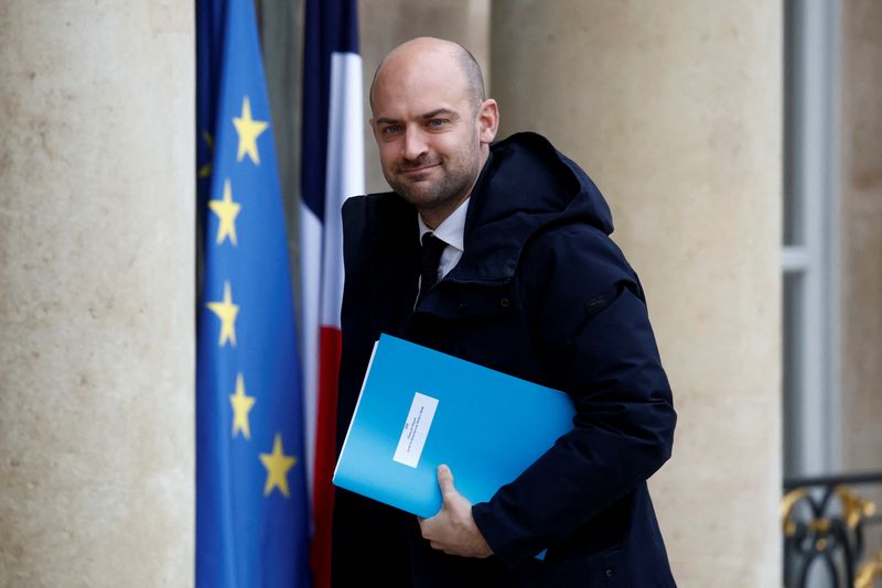 &copy; Reuters. FILE PHOTO: French Junior Minister for Digital Transition and Telecommunications Jean-Noel Barrot arrives to attend the second plenary session of the Conseil National de la Refondation (CNR - National Council for Refoundation) at the Elysee Palace in Pari