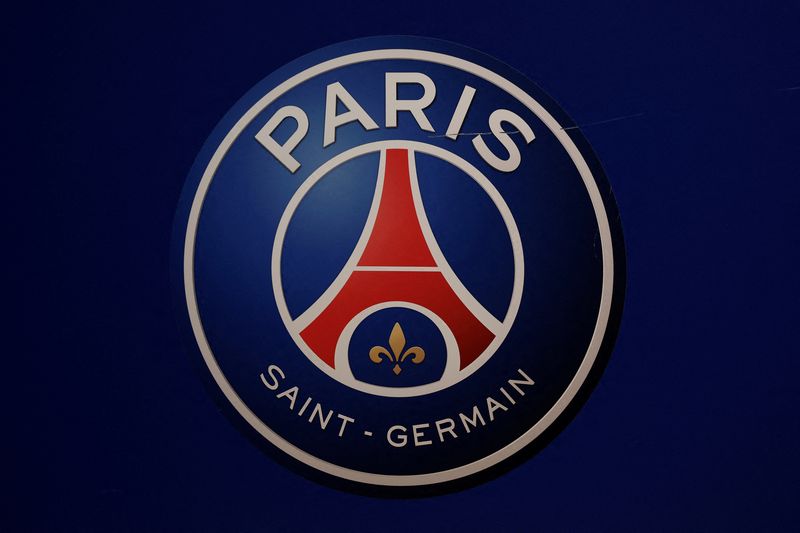 &copy; Reuters. Logo do PSG em parede dentro do estádio Parc des Princes, em Paris, França
05/07/2022
REUTERS/Benoit Tessier