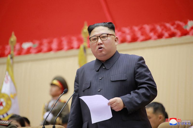 &copy; Reuters. الزعيم الكوري الشمالي كيم جونج أون في صورة من أرشيف رويترز.