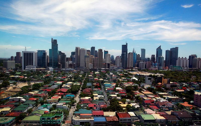 &copy; Reuters. FILE PHOTO: A general view of the skyline from the Makati City Hall in Manila, Philippines, May 11, 2010. REUTERS/Nicky Loh