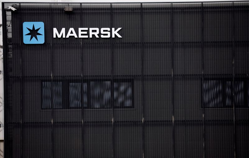 Maersk expects 2023 profits to plummet as volumes, freight rates fall