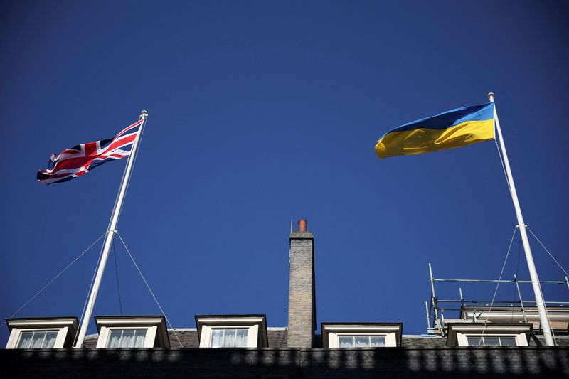 Le Royaume-Uni veut former des pilotes de chasse ukrainiens dès que possible