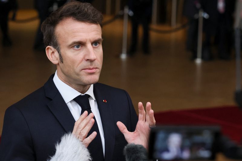 &copy; Reuters. Le président français Emmanuel Macron lors du sommet des dirigeants européens à Bruxelles, en Belgique. /Photo prise le 9 février 2023/REUTERS/Yves Herman