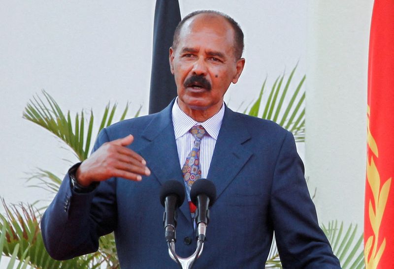 © Reuters. Eritrean president Isaias Afwerki addresses a joint news conference with his Kenyan counterpart William Ruto during his visit at State House Nairobi, Kenya, February 9, 2023. REUTERS/Monicah Mwangi