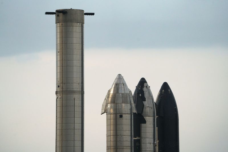 &copy; Reuters. Starship prototypes are pictured at the SpaceX South Texas launch site in Brownsville, Texas, U.S., May 22, 2022. Picture taken May 22, 2022. REUTERS/Veronica G. Cardenas