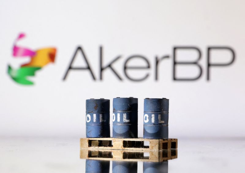 &copy; Reuters. FILE PHOTO: Model of Oil barrels are seen in front of AkerBP logo in this illustration, July 24, 2022. REUTERS/Dado Ruvic/Illustration