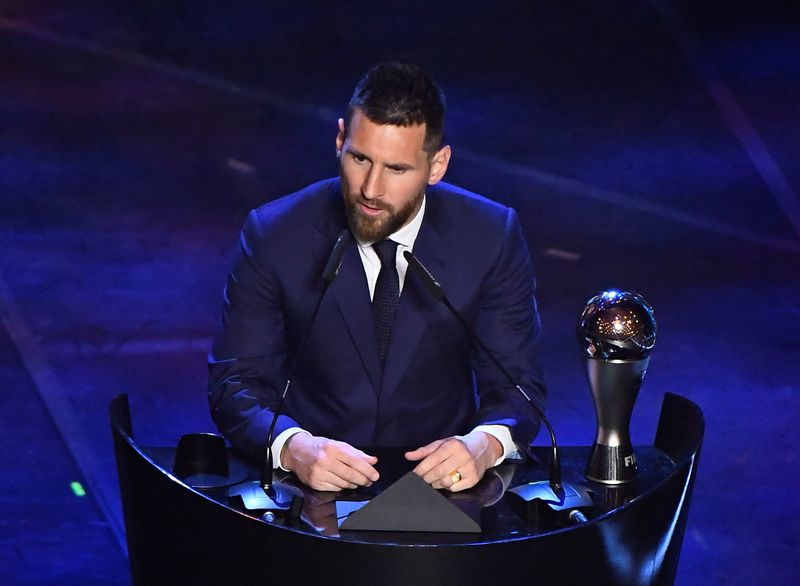 &copy; Reuters. Messi discursa após ganhar o prêmio da Fifa para melhor jogador
23/09/2019
REUTERS/Flavio Lo Scalzo