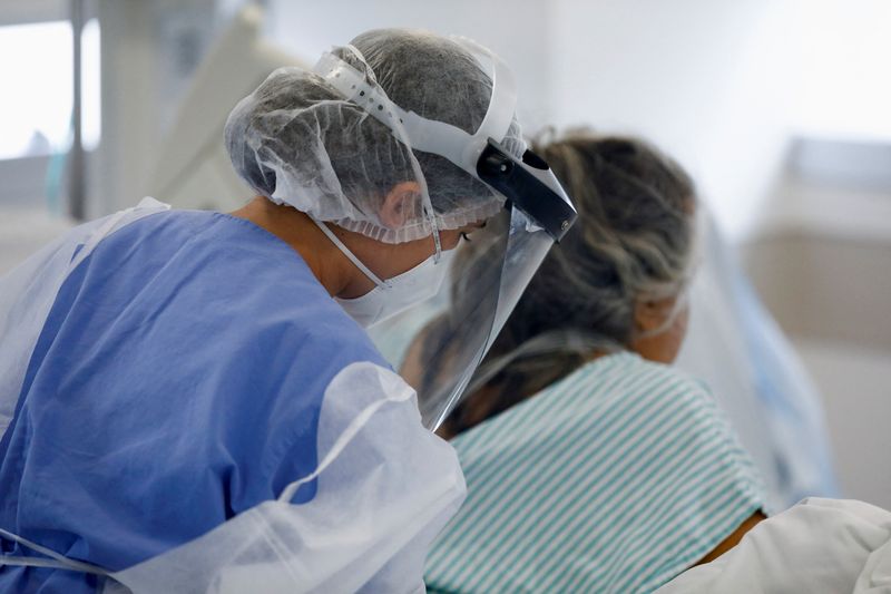 © Reuters. Hospital em Porto Alegre
14/01/2022
REUTERS/Diego Vara