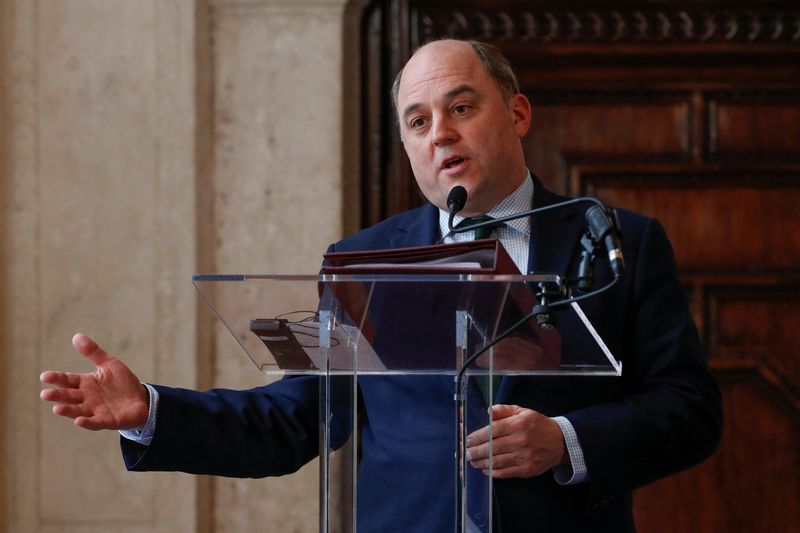 &copy; Reuters. Ministro da Defesa britânico, Ben Wallace, discursa em coletiva de imprensa em Roma, Itália
09/02/2023
REUTERS/Remo Casilli