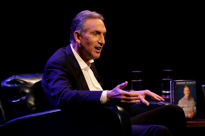 © Reuters. Presidente-executivo da Starbucks, Howard Schultz
31/01/2019
REUTERS/Jason Redmond