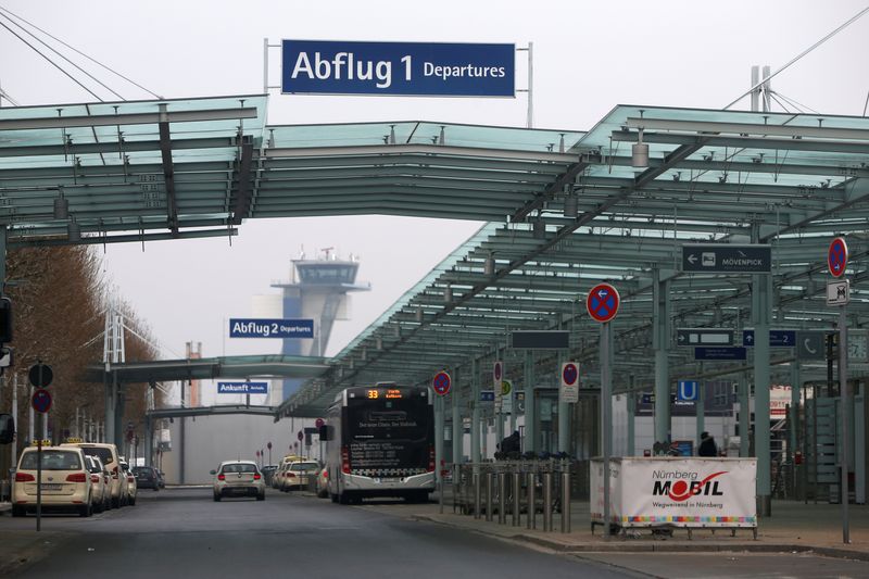 &copy; Reuters. Aéroport Albrecht Duerer de Nuremberg, en Allemagne. /Photo prise le 30 janvier 2017, Nuremberg, Allemagne/REUTERS/Michaela Rehle