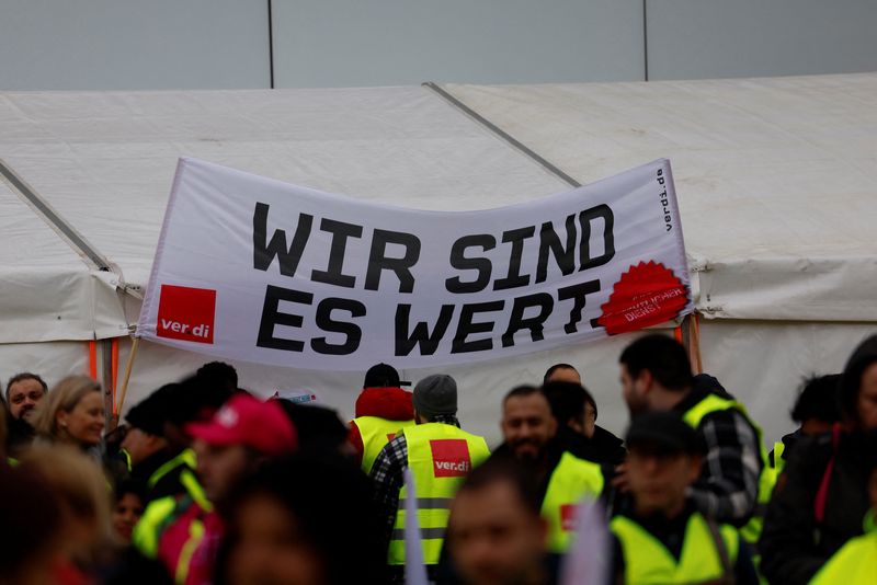 &copy; Reuters. Greve em Frankfurt
17/02/2023
REUTERS/Heiko Becker