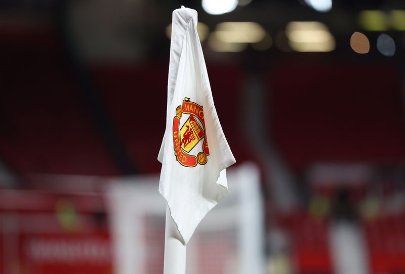 &copy; Reuters. FILE PHOTO: Soccer Football - FA Cup Third Round - Manchester United v Aston Villa - Old Trafford, Manchester, Britain - January 10, 2022 A corner flag inside the stadium before the match REUTERS/Phil Noble