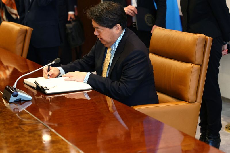 &copy; Reuters. وزير الخارجية الياباني يوشيماسا هاياشي في مقر الأمم المتحدة بمدينة نيويورك يوم 12 يناير كانون الثاني 2023. تصوير: مايك سيجار - رويترز.