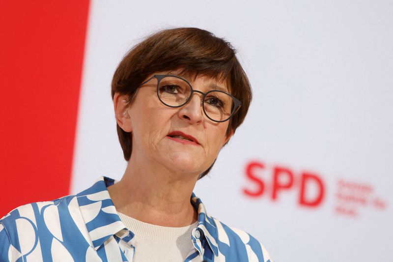 &copy; Reuters. FILE PHOTO: Social Democratic Party (SPD) co-leader Saskia Esken attends a news conference in Berlin, Germany December 12, 2022. REUTERS/Michele Tantussi