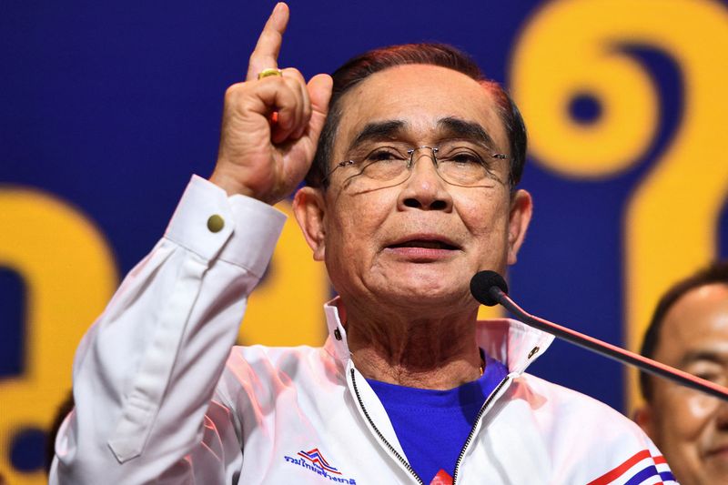 &copy; Reuters. FILE PHOTO: Thai Prime Minister Prayuth Chan-ocha campaigns as the PM candidate for the United Thai Nation Party (Ruam Thai Sang Chart Party) ahead of a general election this year in Bangkok, Thailand, January 9, 2023. REUTERS/Chalinee Thirasupa/File Phot