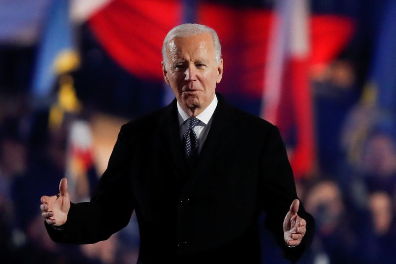&copy; Reuters. U.S. Il presidente degli Stati Uniti Joe Biden pronuncia un discorso all'esterno del Castello Reale a Varsavia, Polonia, 21 febbraio 2023. REUTERS/David W Cerny