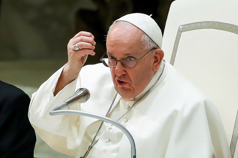 &copy; Reuters. Papa Francisco durante audiência geral semanal no Vaticano
22/02/2023 REUTERS/Remo Casilli