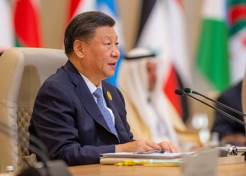&copy; Reuters. FOTO DE ARCHIVO: El presidente chino, Xi Jinping, asiste a la cumbre China-Árabe en Riad, Arabia Saudí, el 9 de diciembre de 2022. Agencia de Prensa Saudí/Handout via REUTERS 