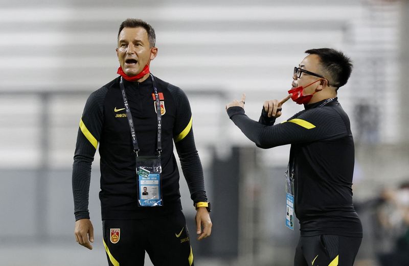 &copy; Reuters. مدرب المنتخب الوطني الصيني للرجال ألكسندر يانكوفيتش في ملعب تويوتا باليابان يوم 20 يوليو تموز 2022. تصوير: إيسي كاتو – رويترز.