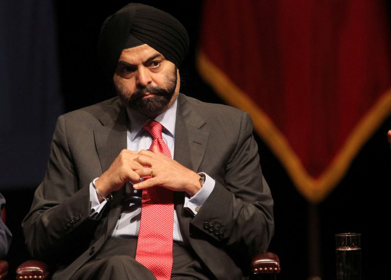 &copy; Reuters. FILE PHOTO: MasterCard CEO Ajay Banga looks on during the White House summit on cybersecurity and consumer protection in Palo Alto, California February 13, 2015. REUTERS/Robert Galbraith  