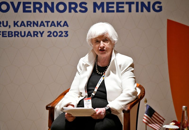 © Reuters. U.S. Treasury Secretary Janet Yellen speaks during her bilateral meeting with British Chancellor of the Exchequer Jeremy Hunt on the sidelines of G20 finance ministers' meeting on the outskirts of Bengaluru, India, February 24, 2023. REUTERS/Samuel Rajkumar