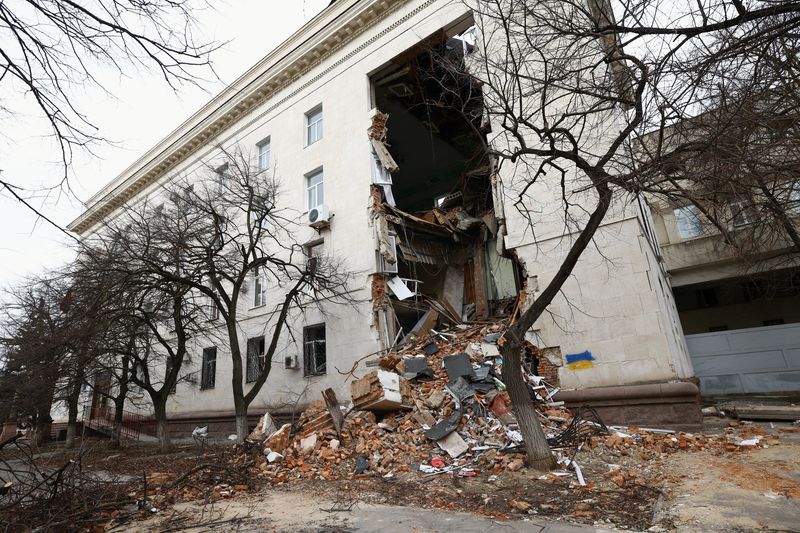 &copy; Reuters. The regional administration building that was damaged by shelling is seen on the first anniversary of the Russian invasion of Ukraine, in Kherson, Ukraine February 24, 2023. REUTERS/Lisi Niesner
