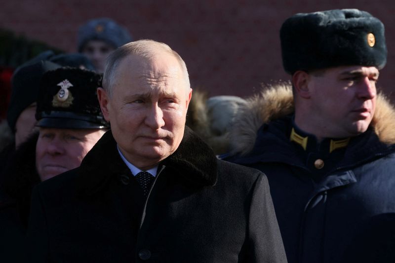 &copy; Reuters. الرئيس الروسي فلاديمير بوتين في موسكو يوم الخميس. صورة من ممثل لوكالات الأنباء.