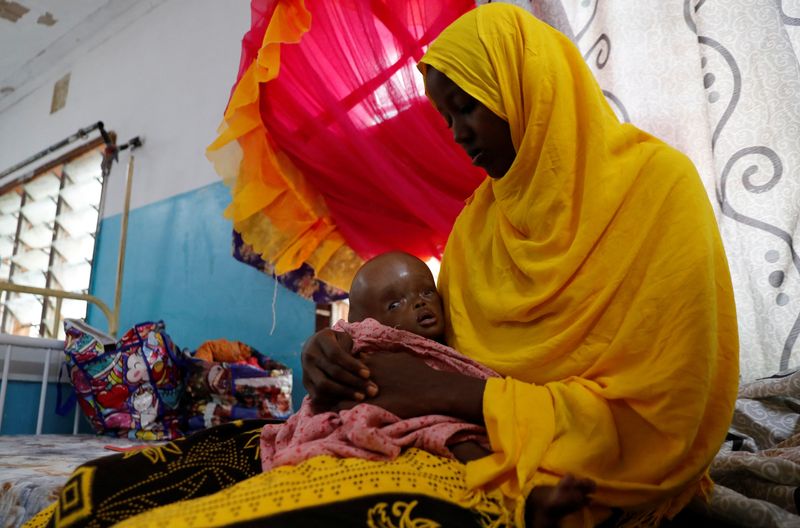 Fleeing drought, Somalis face malnutrition and cholera in Kenya