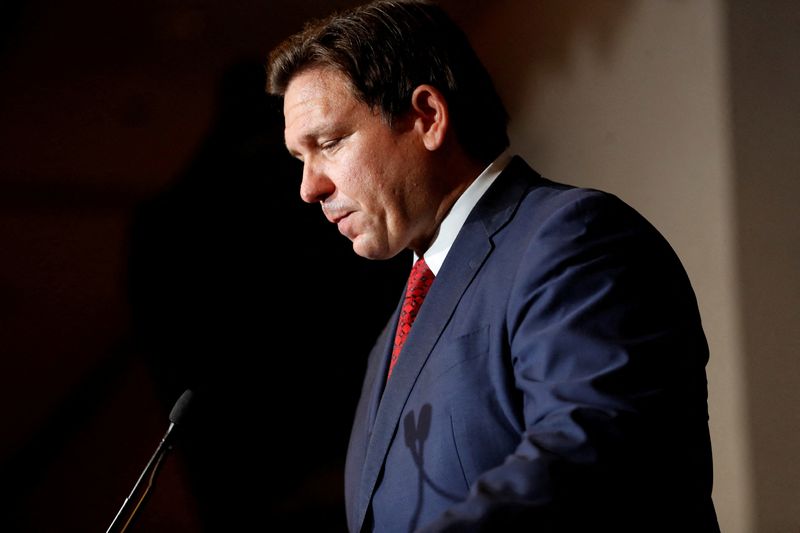 &copy; Reuters. FILE PHOTO: Florida Governor Ron DeSantis speaks after the primary election for the midterms during the "Keep Florida Free Tour" at Pepin?s Hospitality Centre in Tampa, Florida, U.S., August 24, 2022. REUTERS/Octavio Jones
