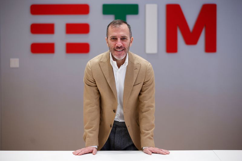 &copy; Reuters. FILE PHOTO: Telecom Italia (TIM) General Manager Pietro Labriola poses for a portrait at the company's headquarters in Rome, Italy, January 17, 2022. REUTERS/Guglielmo Mangiapane