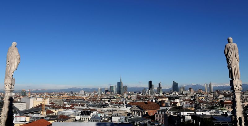 &copy; Reuters. FILE PHOTO: Milan's business district skyline is seen from Duomo's Cathedral downtown Milan, Italy , January 13, 2016. REUTERS/Stefano Rellandini/File Photo