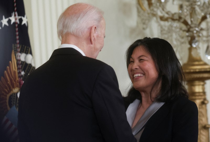 &copy; Reuters. U.S. President Joe Biden greets Julie Su as he nominates Su to serve as the Labor secretary during an event in the East Room of the White House in Washington, U.S., March 1, 2023. REUTERS/Leah Millis