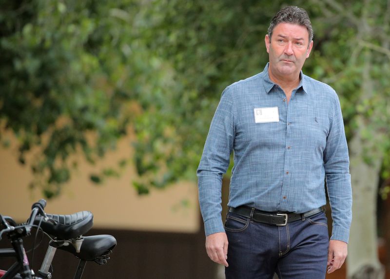 &copy; Reuters. FILE PHOTO: Steve Easterbrook, CEO of McDonald's Corp., attends the annual Allen and Co. Sun Valley media conference in Sun Valley, Idaho, U.S., July 10, 2019. REUTERS/Brendan McDermid/File Photo