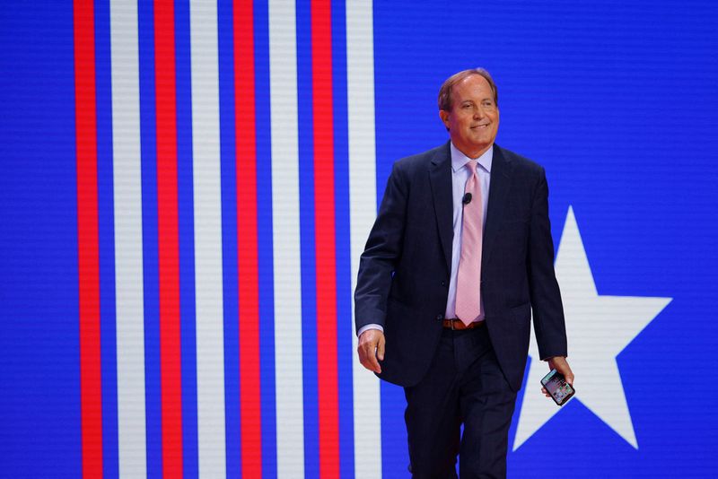 &copy; Reuters. FILE PHOTO: Texas Attorney General Ken Paxton takes the stage to speak at the Conservative Political Action Conference (CPAC) in Dallas, Texas, U.S., August 5, 2022.  REUTERS/Brian Snyder/File Photo