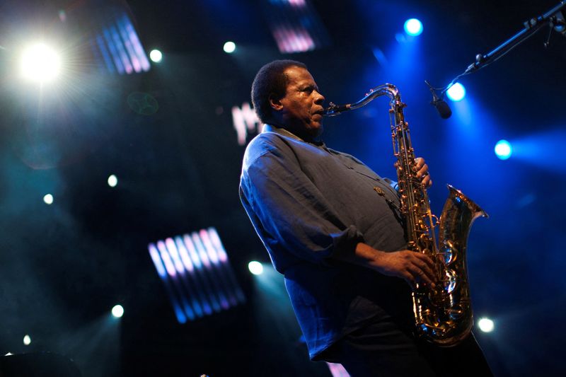 &copy; Reuters. FILE PHOTO: U.S. Jazz saxophonist Wayne Shorter performs onstage during a 'tribute to Miles Davis evening' at the 45th Montreux Jazz Festival in Montreux July 13, 2011. REUTERS/Valentin Flauraud
