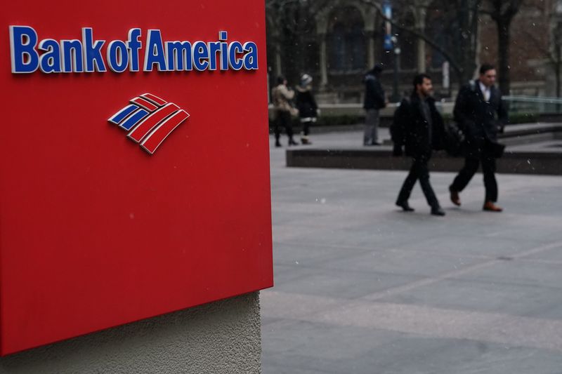 &copy; Reuters. FOTO DE ARCHIVO: Logotipo de Bank of America en el distrito de Manhattan de la ciudad de Nueva York, Nueva York, Estados Unidos, 30 de enero de 2019. REUTERS/Carlo Allegri